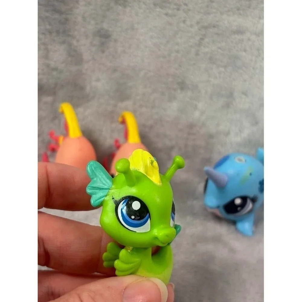 Littlest Pet Shop Ocean Animals‎ Lot of 4 LPS Fish Narwhal + Accessories
